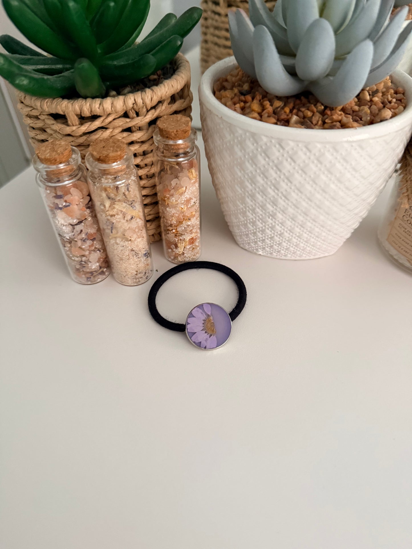 Dried Flower Hair Ties 🌸