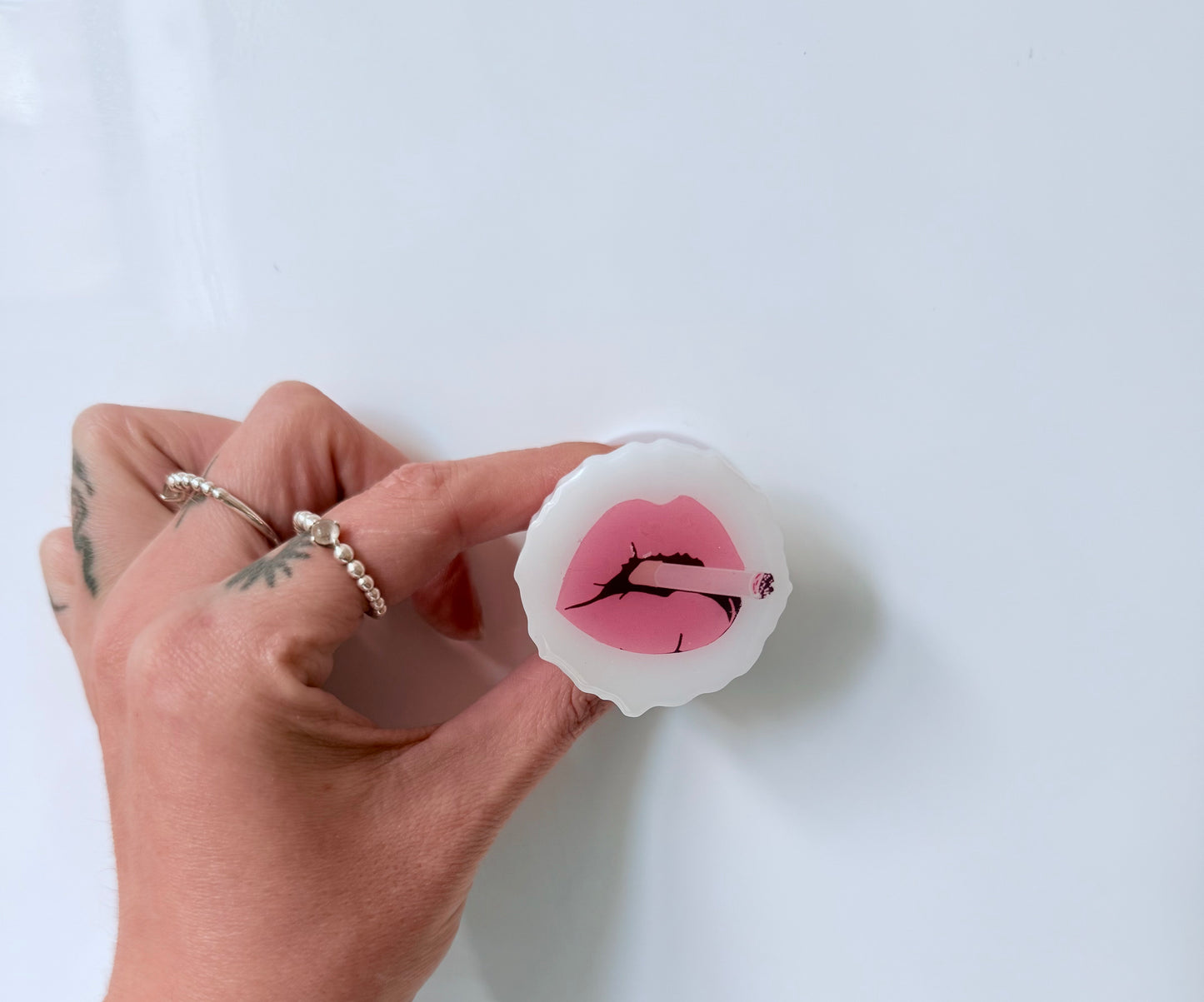 Pink Smoke Lips Pop Socket