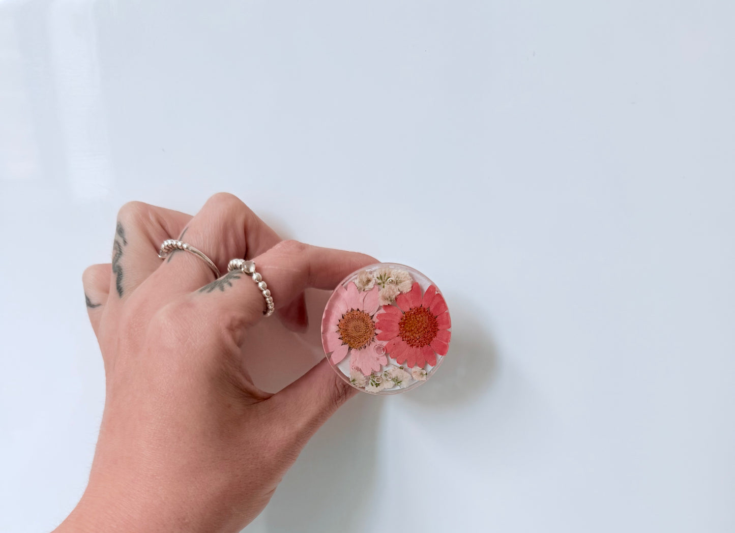 Pink Dried Flower Pop Socket