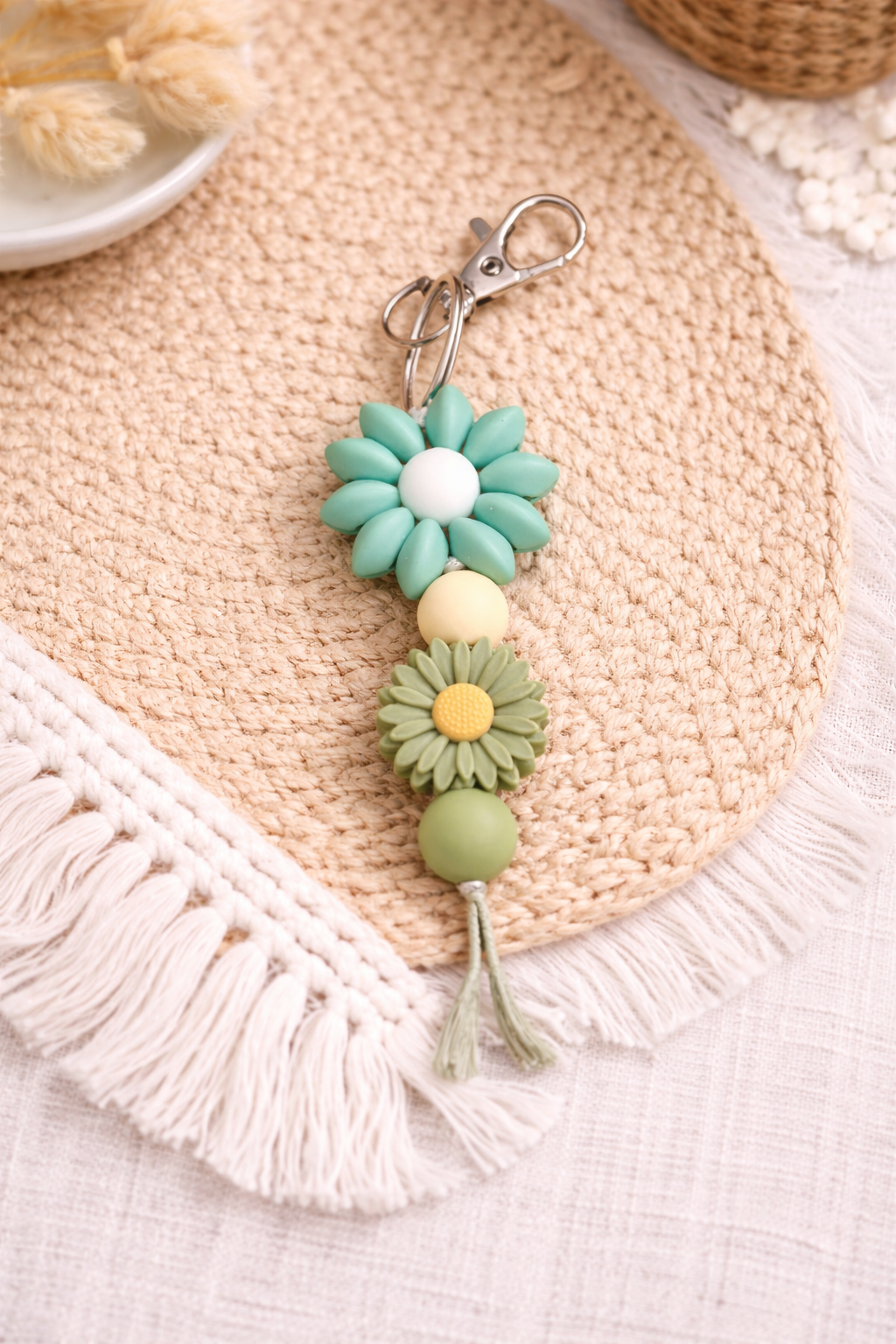 Double Daisy & Spacer Keyring