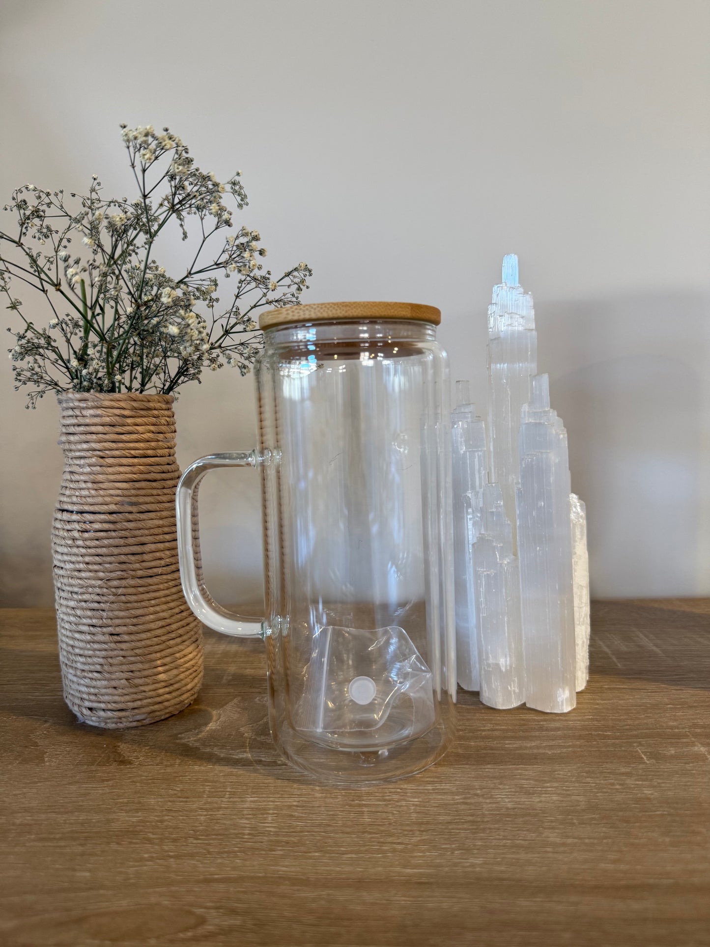 Glass Handle 16oz Snowglobe