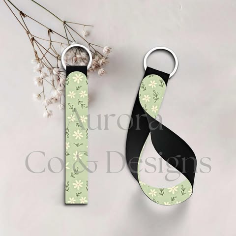 Daisy Key Wristlets