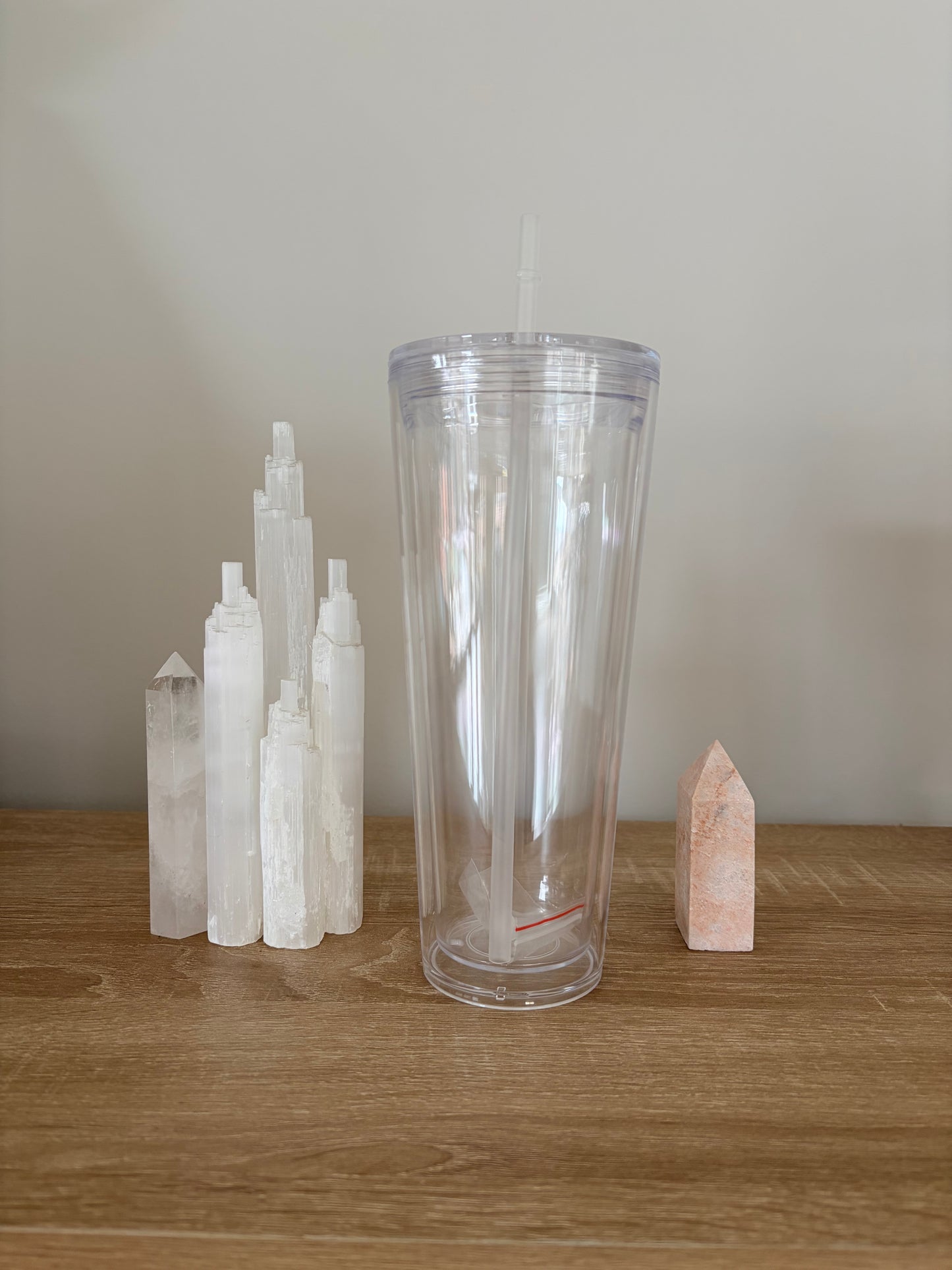 24oz Tapered Inner Lid Snowglobe Tumbler