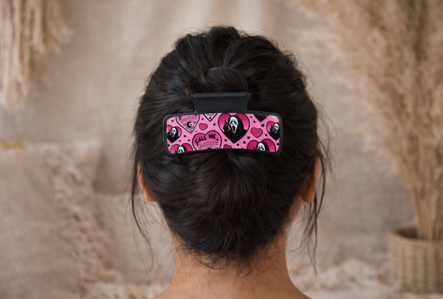 Ghostface Pink Call Me Claw Clip - Medium
