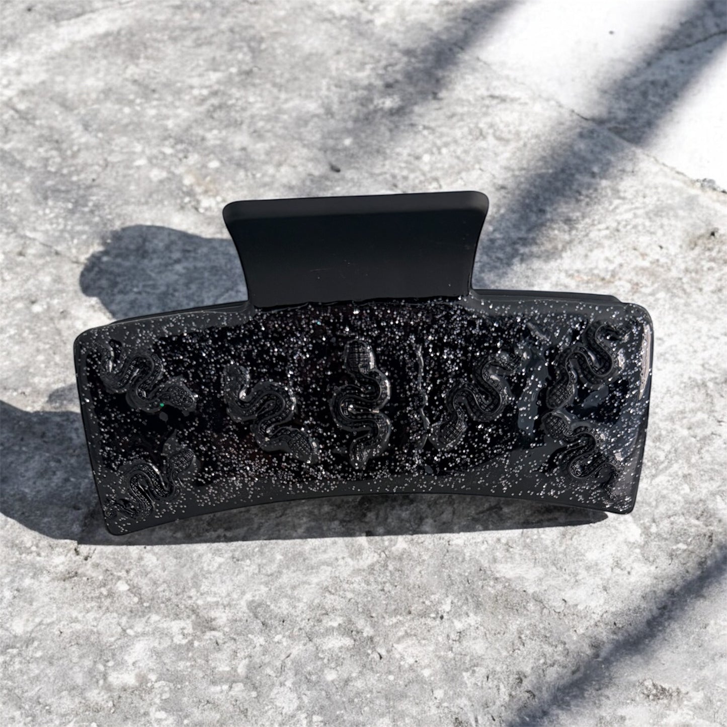 Serpent Shadow Claw Clip