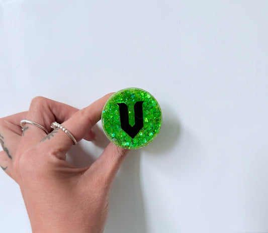 V Energy Pop Socket