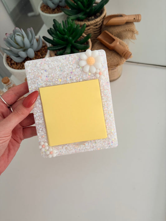 Sticky Note/Post It Note Holder
